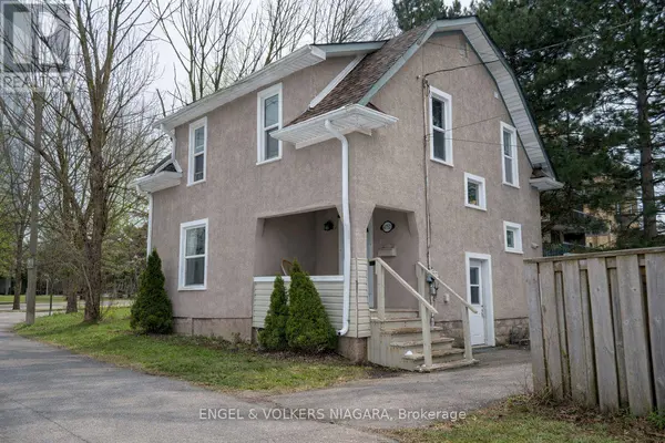 4752 CRAWFORD PLACE W, Niagara Falls (downtown), ON L2E1Z2