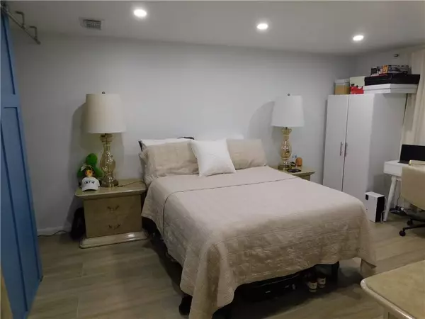 525 7th PL #525, Vero Beach, FL 32962