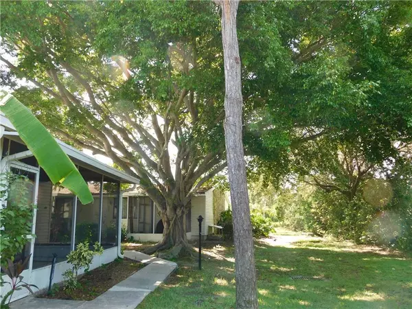 456 7th PL #456, Vero Beach, FL 32962