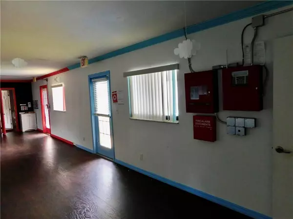 1344 Malabar RD SE, Palm Bay, FL 32907