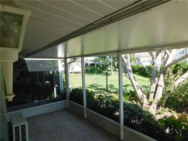 557 7th PL #557, Vero Beach, FL 32962