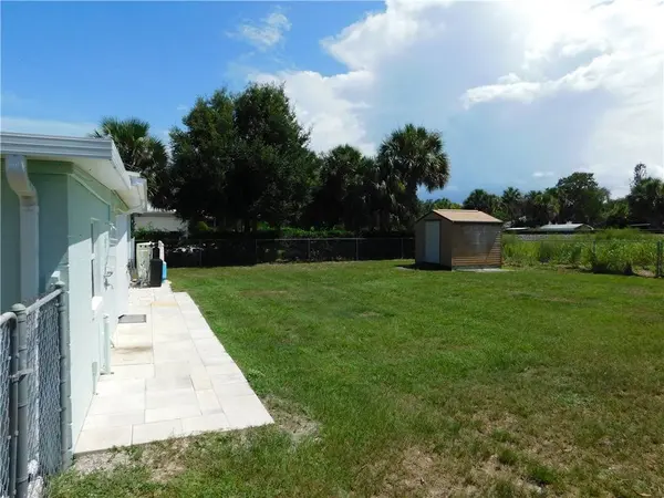 9896 Pine ST, Sebastian, FL 32976