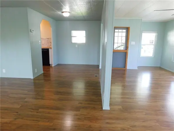 1081 Parkway LN, Barefoot Bay, FL 32976
