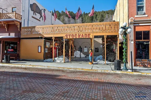 662 Main St, Deadwood, SD 57732