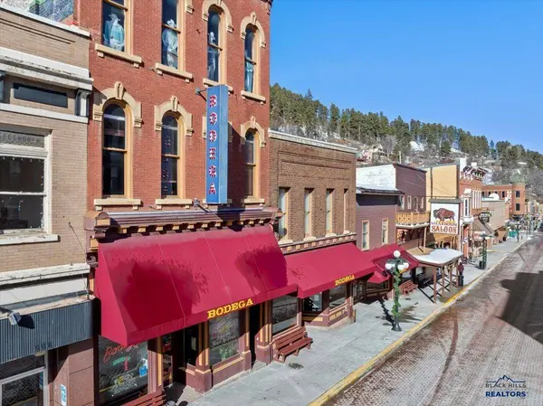 662 Main St, Deadwood, SD 57732