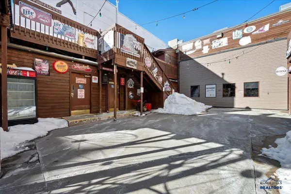 662 Main St, Deadwood, SD 57732