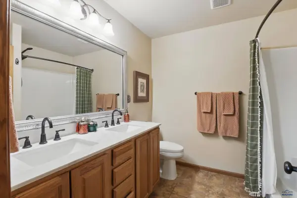 2940 Motherlode Dr, Rapid City, SD 57702-0000