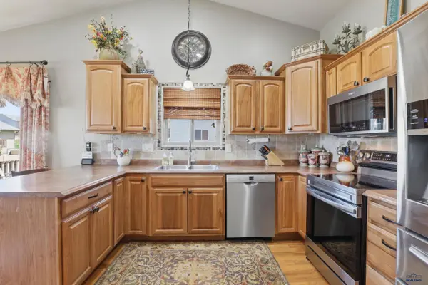 2940 Motherlode Dr, Rapid City, SD 57702-0000