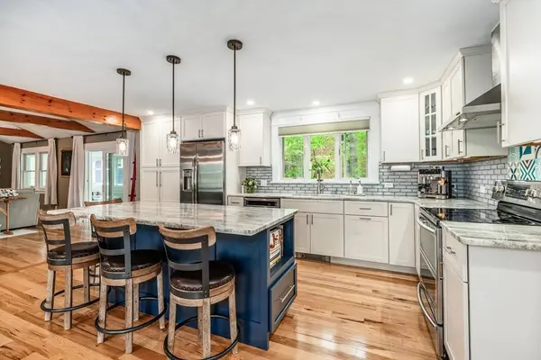 32 Holly Street, Gloucester, MA 01930