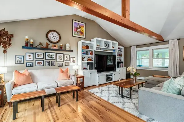 32 Holly Street, Gloucester, MA 01930