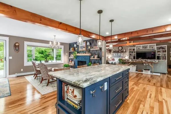 32 Holly Street, Gloucester, MA 01930