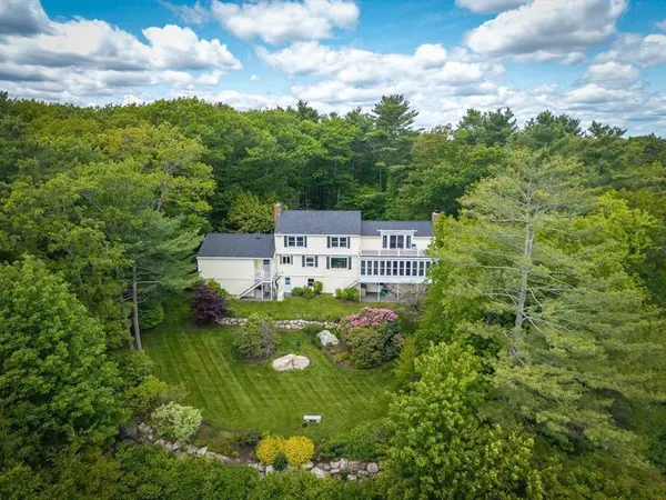 13 Hickory Hill Road, Manchester, MA 01944