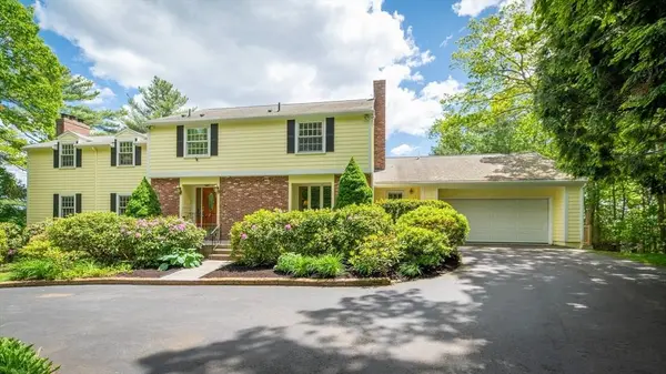 13 Hickory Hill Road, Manchester, MA 01944