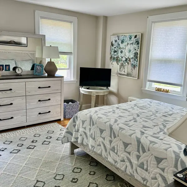329 Summer St #1, Manchester, MA 01944