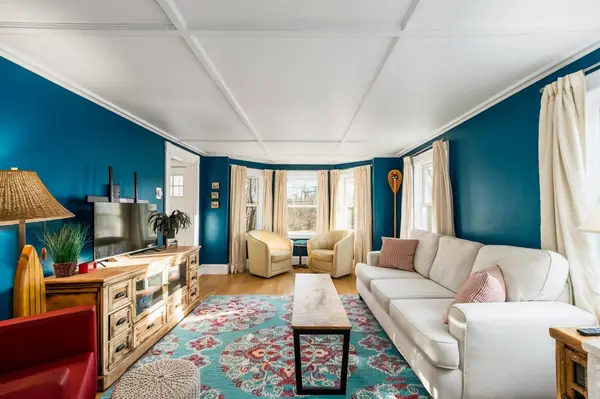 8 Forest Street, Manchester, MA 01944