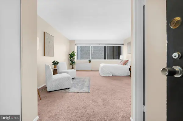 5500 FRIENDSHIP BLVD #2329N, Chevy Chase, MD 20815