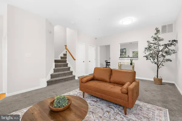 71 HARBOUR HEIGHTS #71, Annapolis, MD 21401