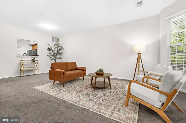 71 HARBOUR HEIGHTS #71, Annapolis, MD 21401