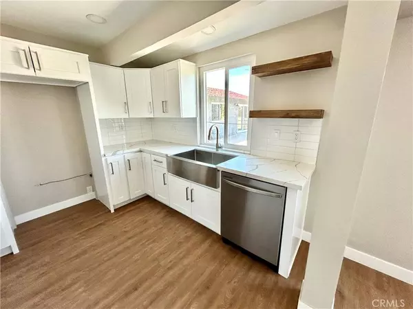 6698 Mesquite DR, 29 Palms, CA 92277