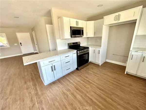 6698 Mesquite DR, 29 Palms, CA 92277