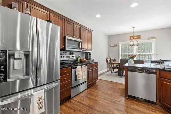 13 Noble Way, Queensbury, NY 12804