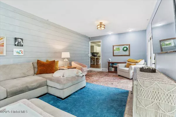 13 Heresford Lane, Queensbury, NY 12804