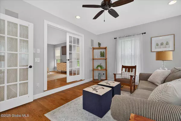 13 Beacon Hill Drive, Saratoga Springs, NY 12866