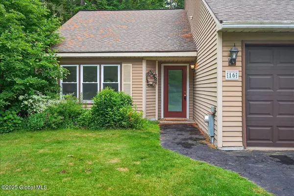 16 Whispering Pines Road, Wilton, NY 12831