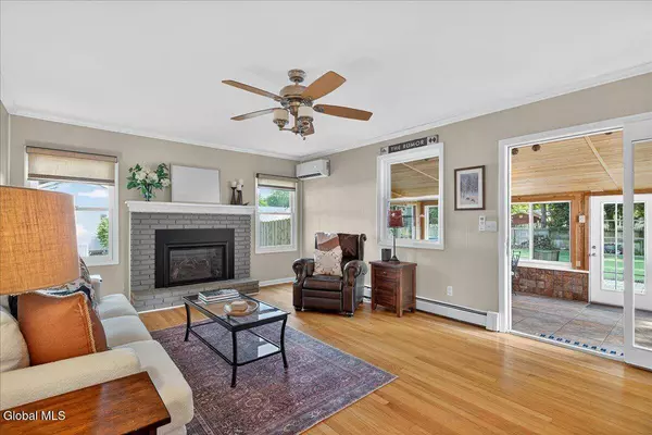 9 Eldorado Drive, Clifton Park, NY 12065