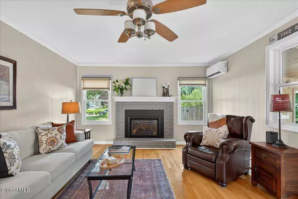 9 Eldorado Drive, Clifton Park, NY 12065