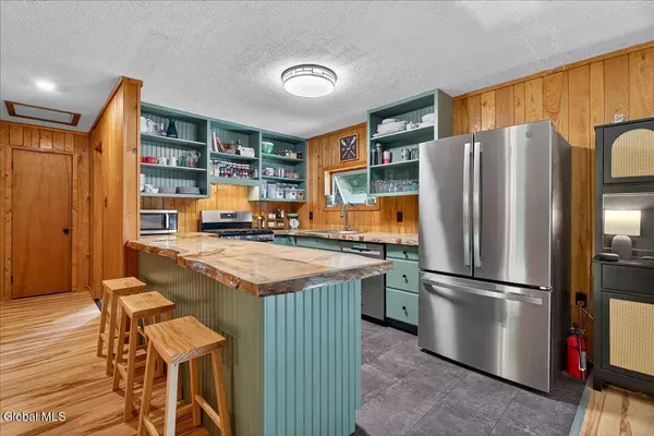 60 Pine Lane, Schroon Lake, NY 12870