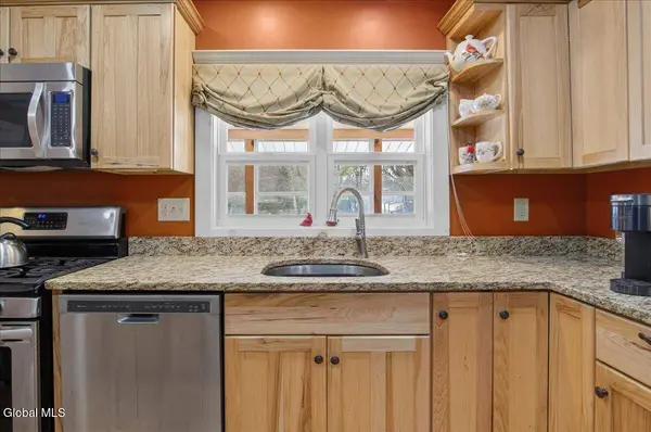 45 Graves Road, Stillwater, NY 12118