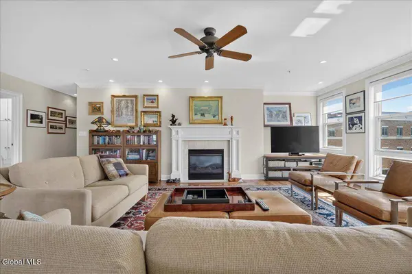 59 Railroad Place #Unit 501, Saratoga Springs, NY 12866