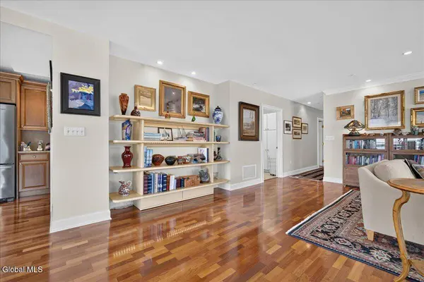 59 Railroad Place #Unit 501, Saratoga Springs, NY 12866