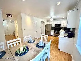 102 Trinity Place, Bethlehem, NY 12158