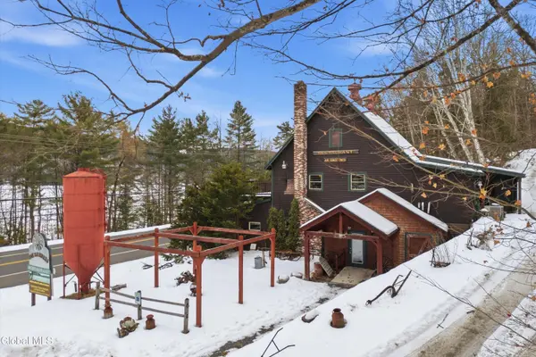 581 U.S. Route 9, Schroon, NY 12870