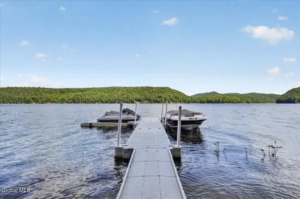 48 Whits End Way, Schroon, NY 12870
