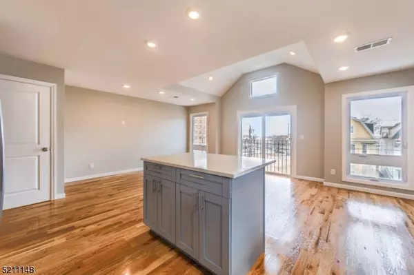 255 Chadwick Ave #2, Newark City, NJ 07108