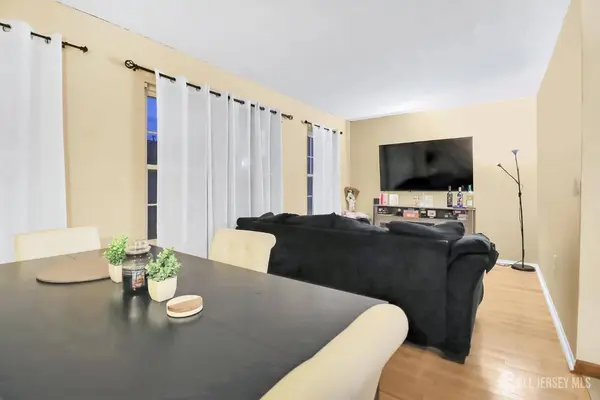 140 Lawrence ST, New Brunswick, NJ 08901