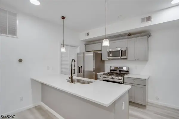 500 S 18th St, Apt 1 #1, Newark City, NJ 07103