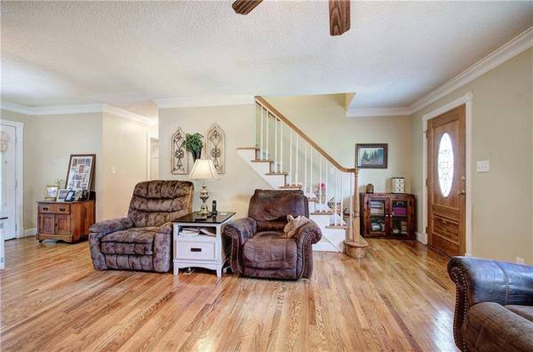 15 Moores Spring RD, Kingston, GA 30145