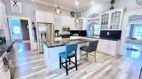 6 River ST SW, Cave Spring, GA 30124