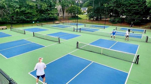 4075 Dream Catcher Drives, Woodstock, GA 30189