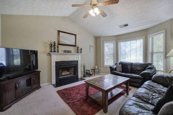 1047 Taso TRL, Acworth, GA 30101