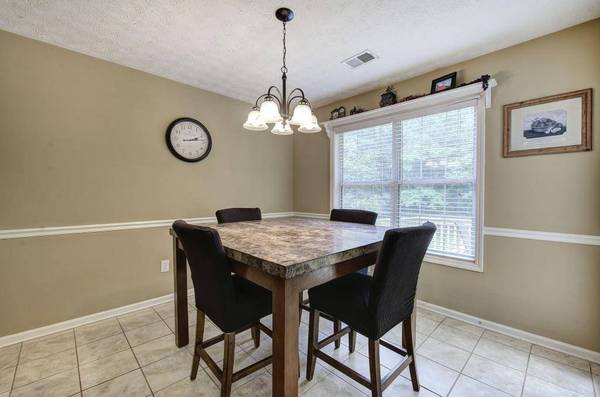 1047 Taso TRL, Acworth, GA 30101