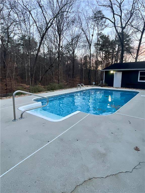 103 Amber CT, Dallas, GA 30132