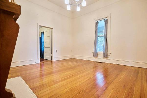 665 QUEEN ST SW, Atlanta, GA 30310