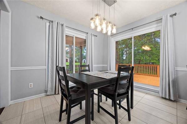 190 Helen LN, Stockbridge, GA 30281