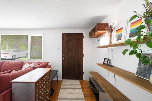 5129 Caste Dr, Whitehall, PA 15236