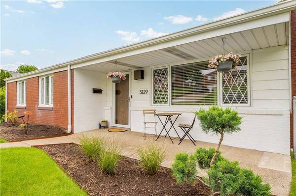 5129 Caste Dr, Whitehall, PA 15236